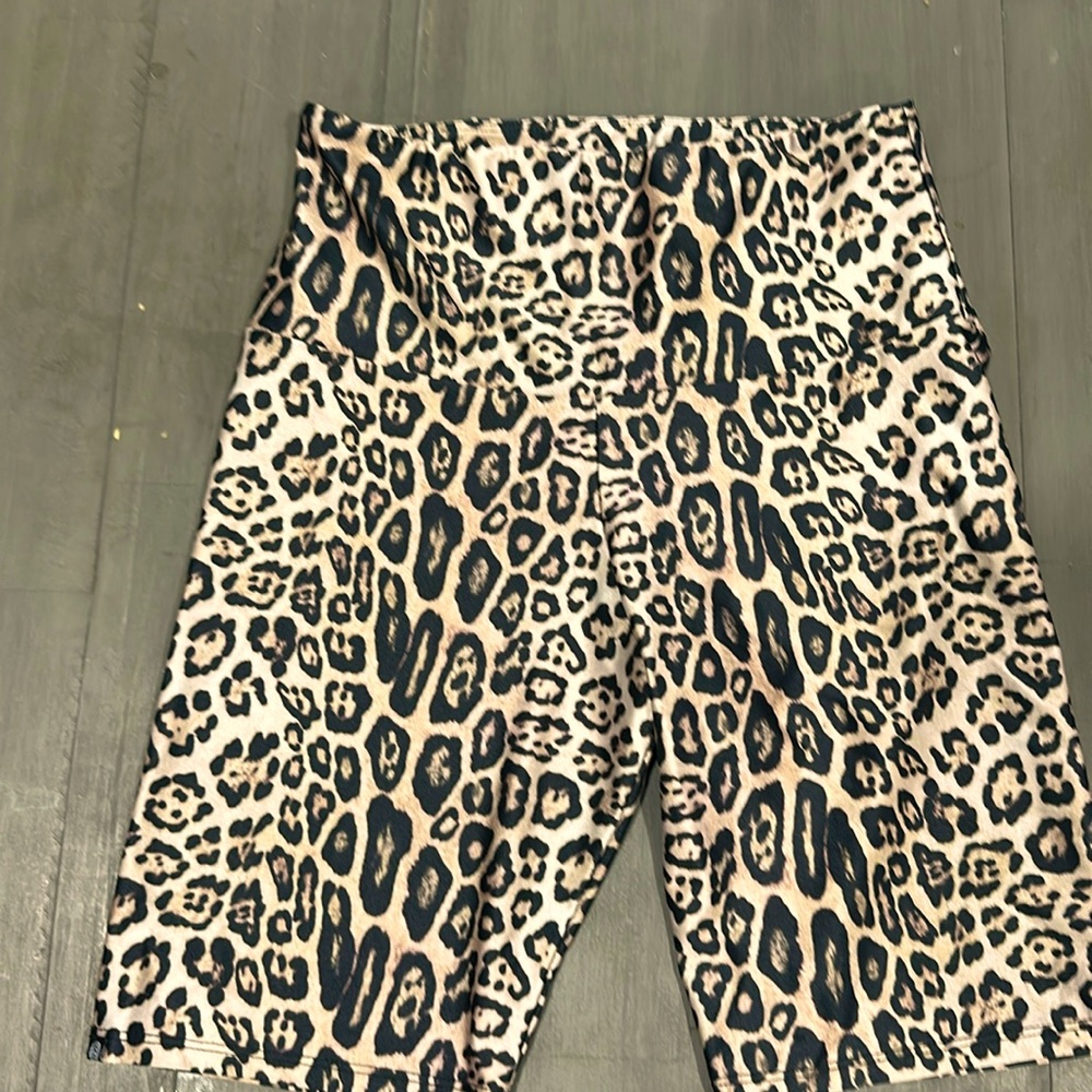 Very comfy bike shorts never worn